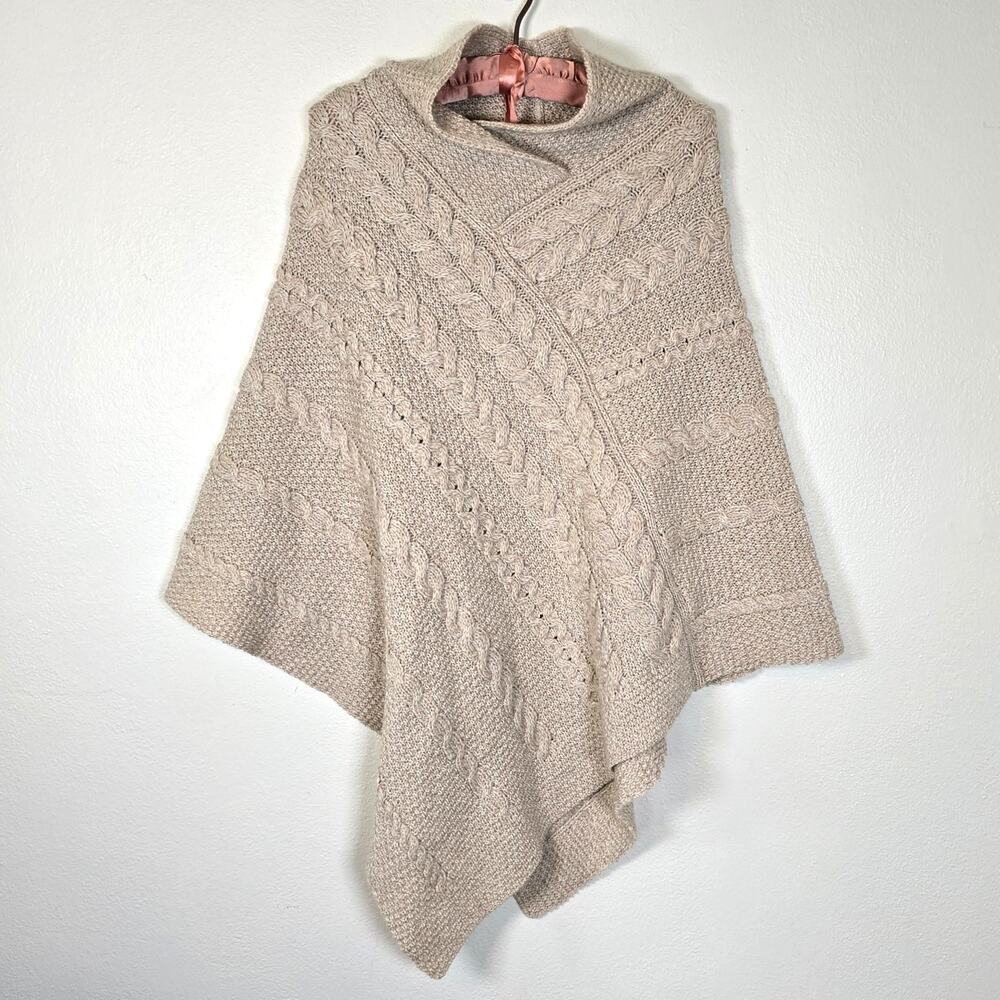 Inis Crafts Merino Wool Aran Cape Women's M/L Parsnip Tan Cable Knit Heritage